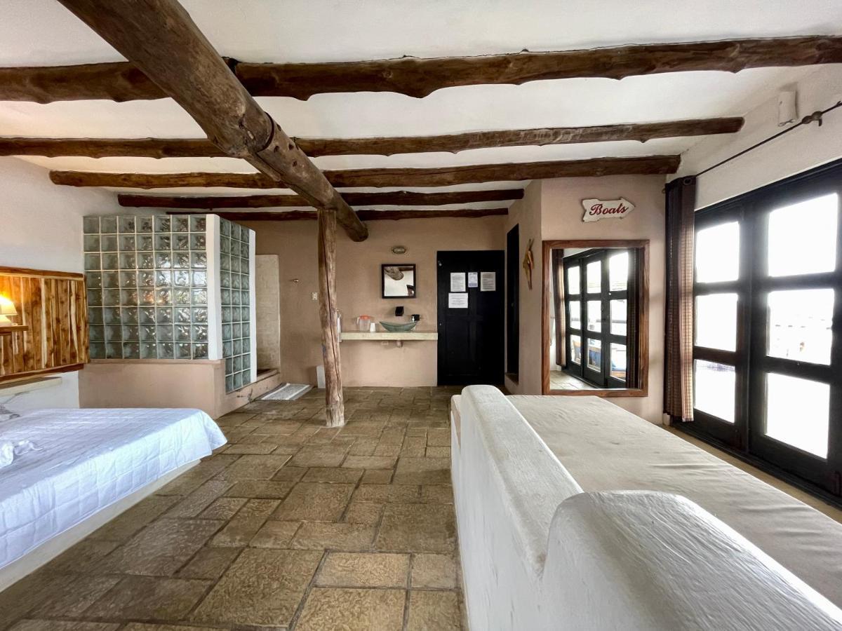 Johnnys Place Hotel 蒙特里科 外观 照片