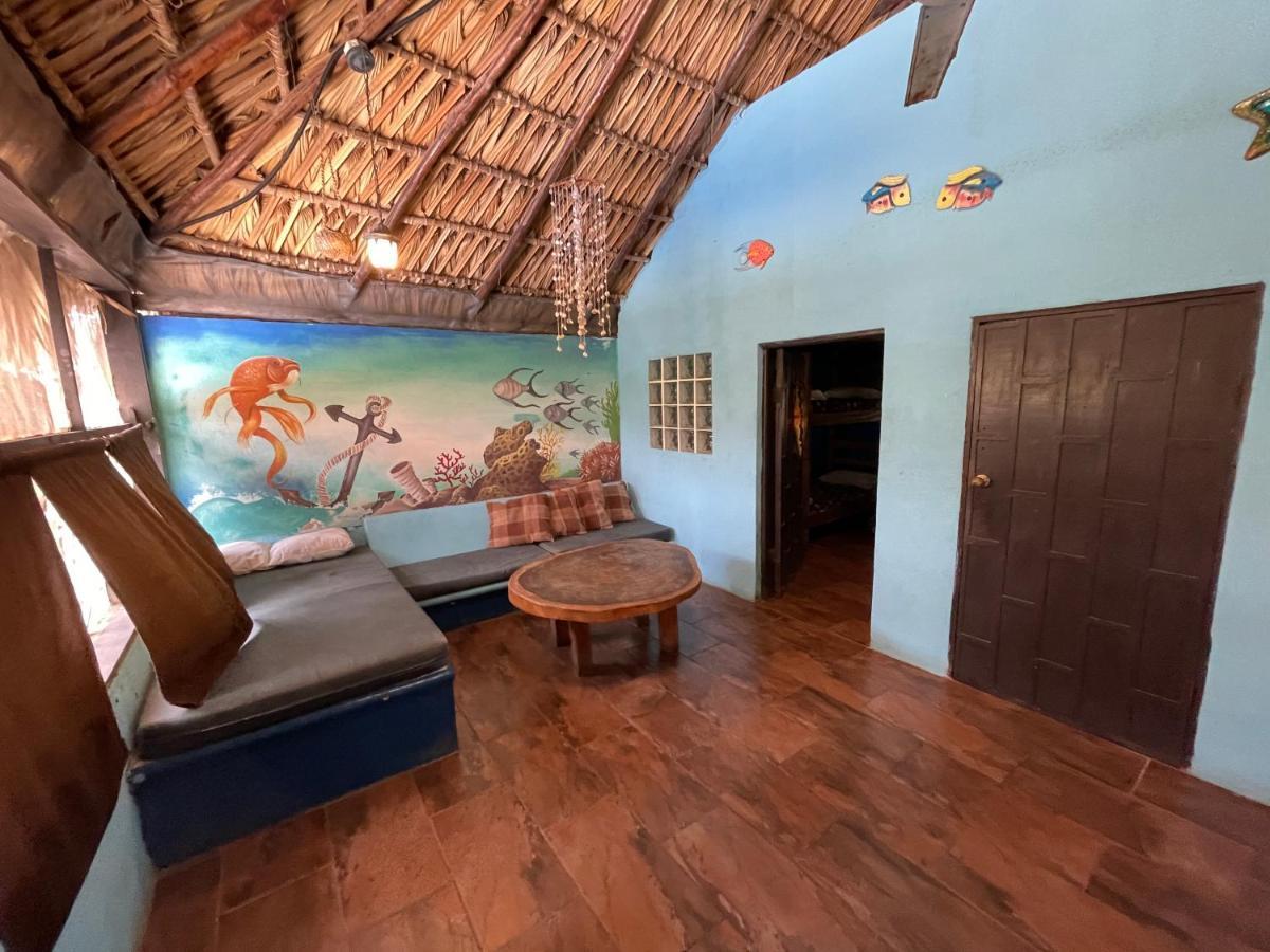 Johnnys Place Hotel 蒙特里科 外观 照片
