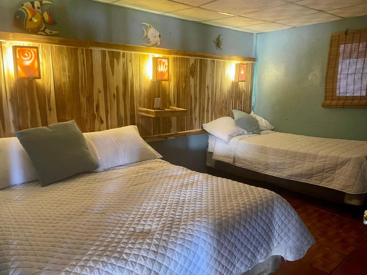 Johnnys Place Hotel 蒙特里科 外观 照片