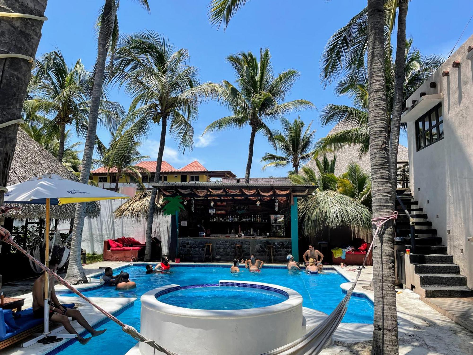 Johnnys Place Hotel 蒙特里科 外观 照片